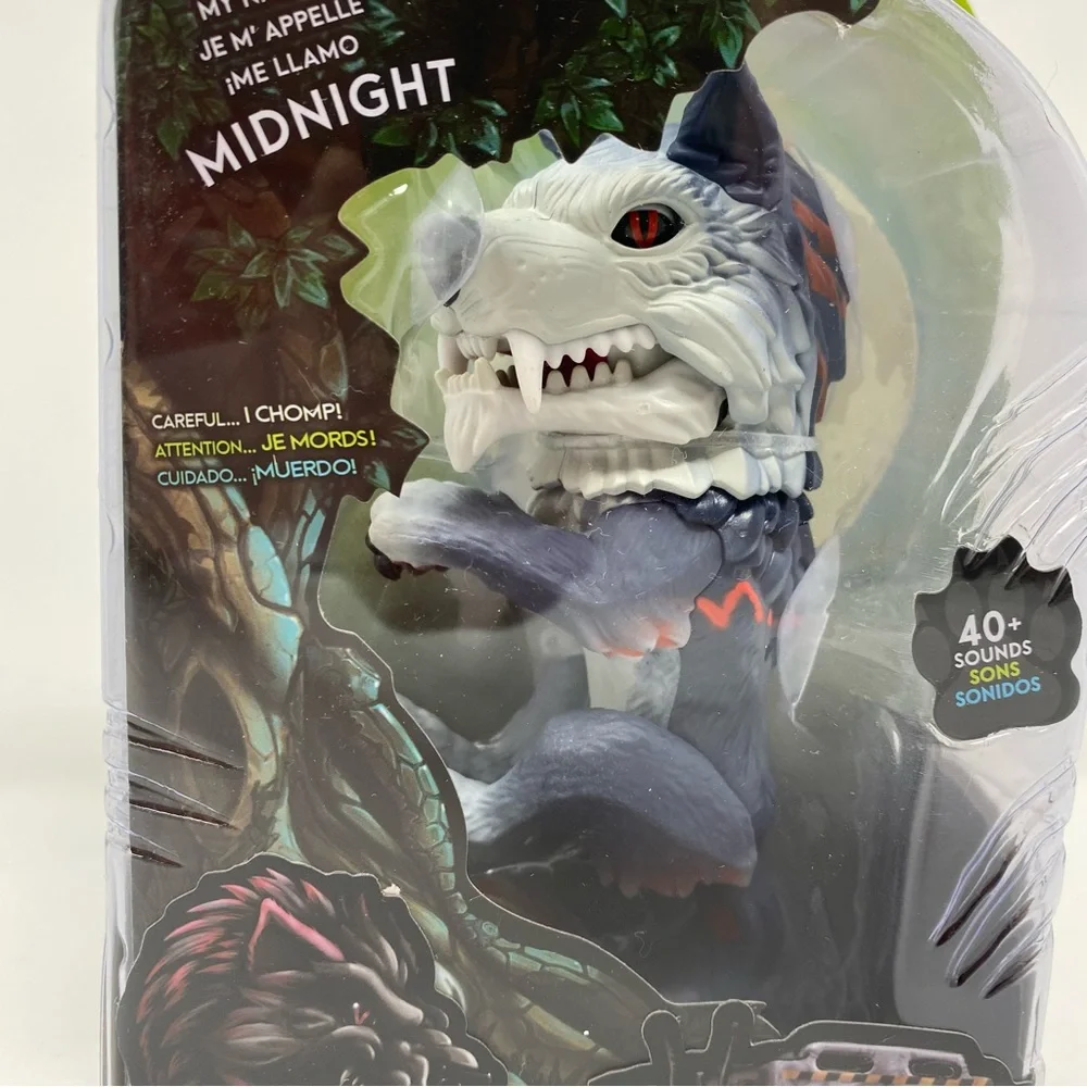 Fingerlings wowwee untamed